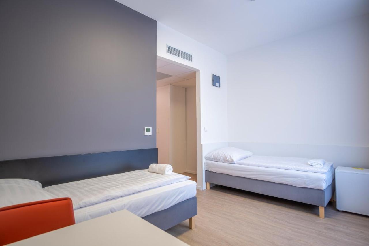 Ciszterci Rendezvenykoezpont Bed & Breakfast บาลาโตนัลมาดี ภายนอก รูปภาพ